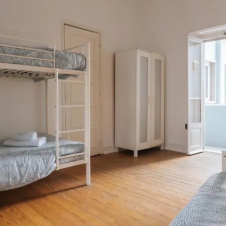 Πανσιόν Daniela's Central 307 *