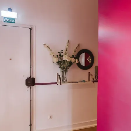 Daniela's Central 307