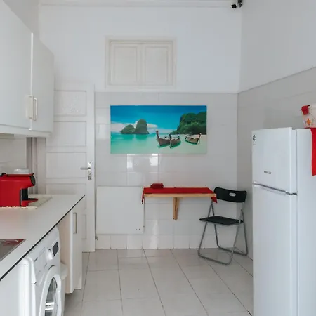 Πανσιόν Daniela's Central 307 *