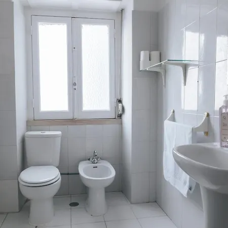 Πανσιόν Daniela's Central 307 *