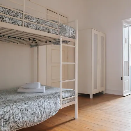 Daniela's Central 307 *